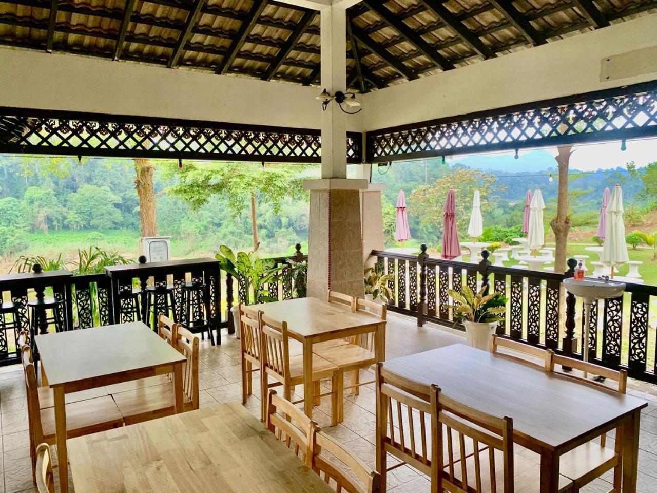 Asiacamp Taman Negara Resort 쿠알라타한 외부 사진