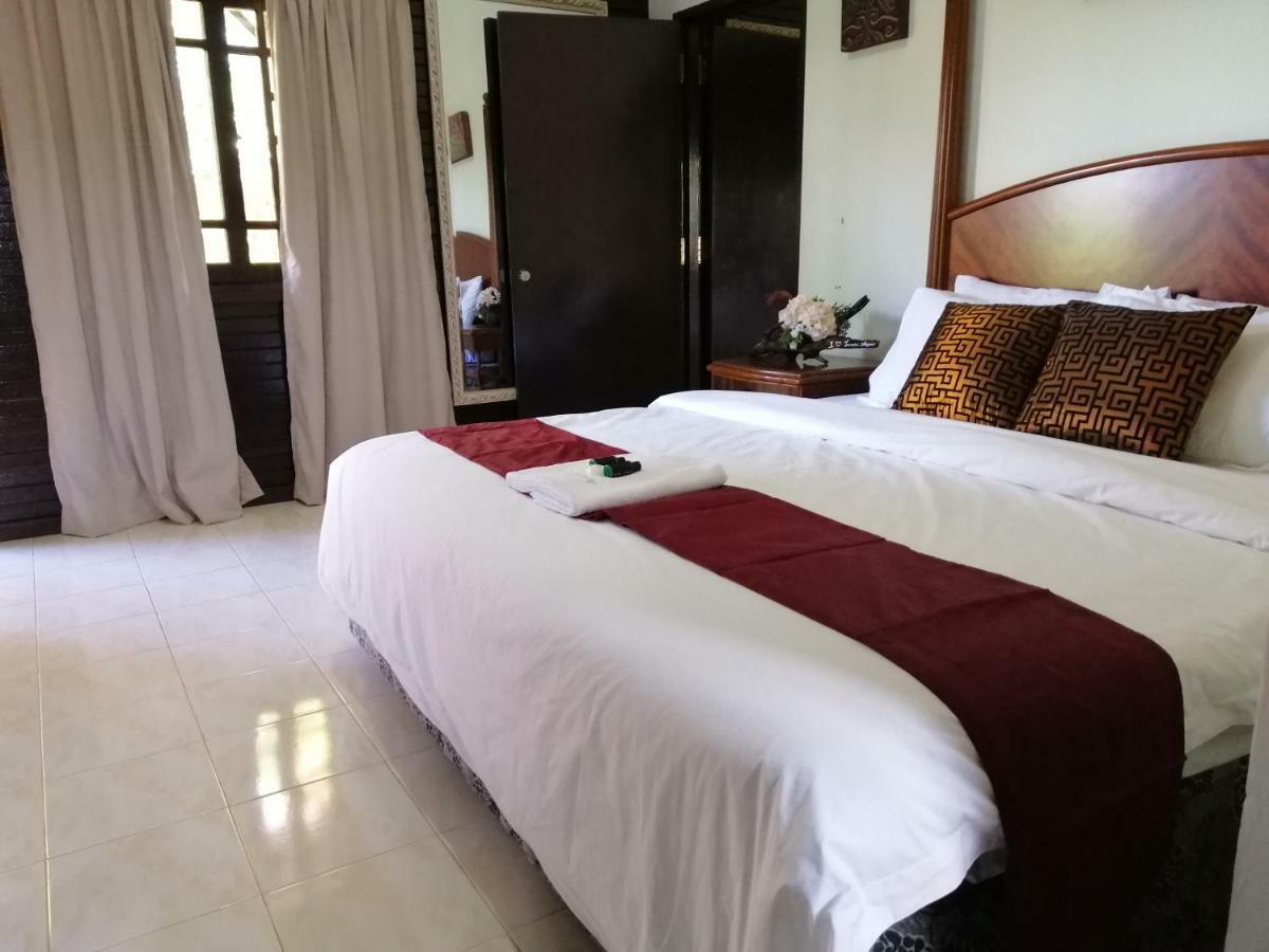 Asiacamp Taman Negara Resort 쿠알라타한 외부 사진